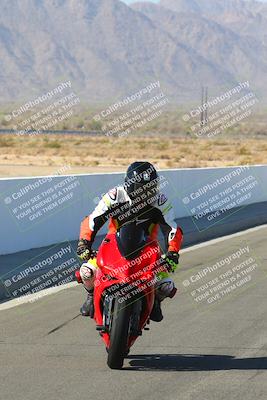 media/Apr-10-2022-SoCal Trackdays (Sun) [[f104b12566]]/Around the Pits/